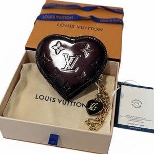 Louis Vuitton Heart-Shaped Amarante Vernis Coin Purse Keycharm